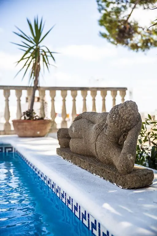 Buenavista & Suites Santa Eulària des Riu Bed and Breakfast