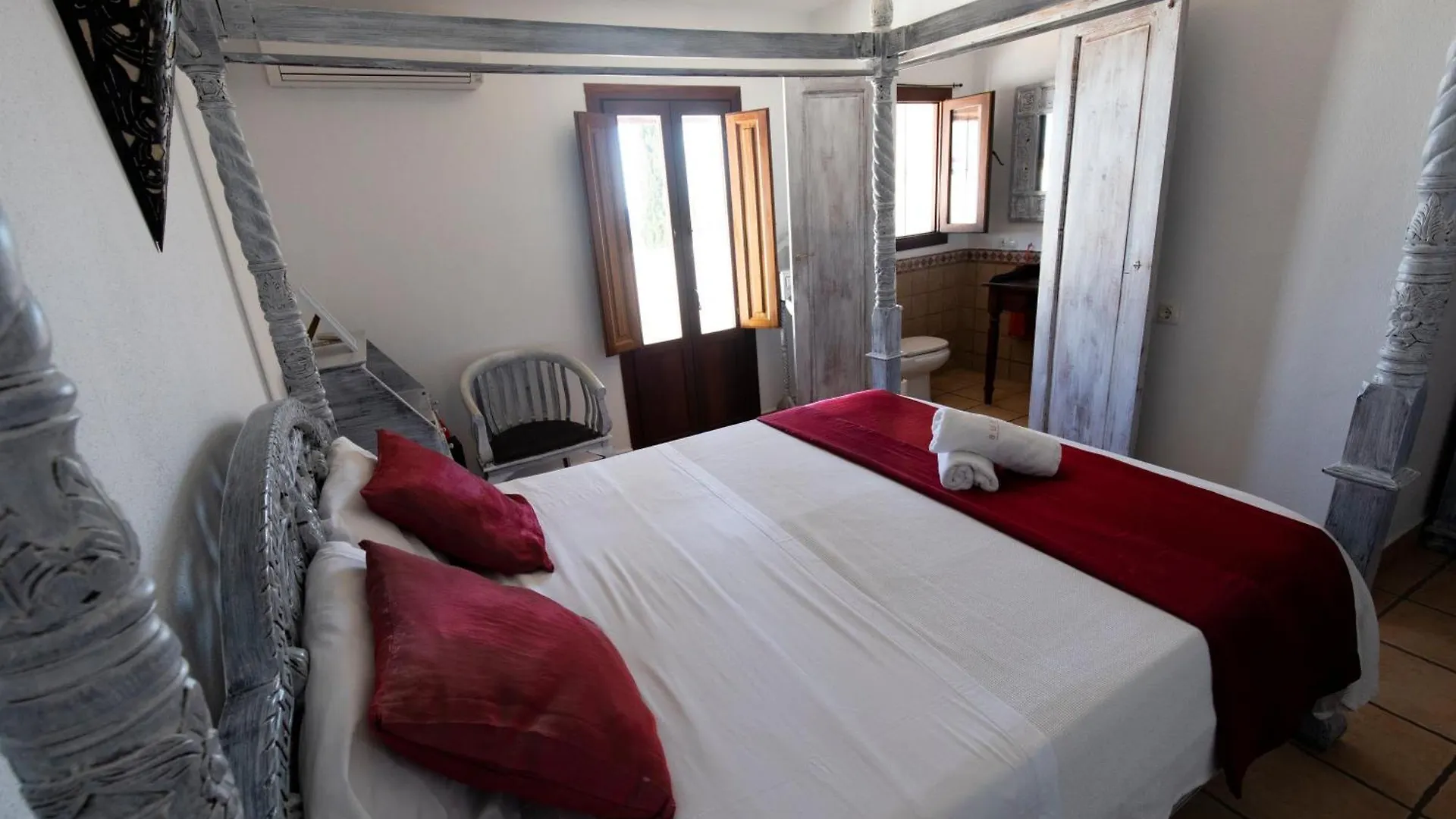 Bed and Breakfast Buenavista & Suites Santa Eulària des Riu